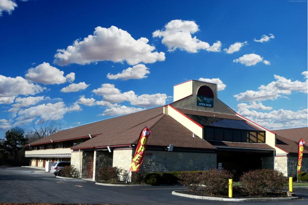 Quality Inn Columbus-East Bagian luar foto