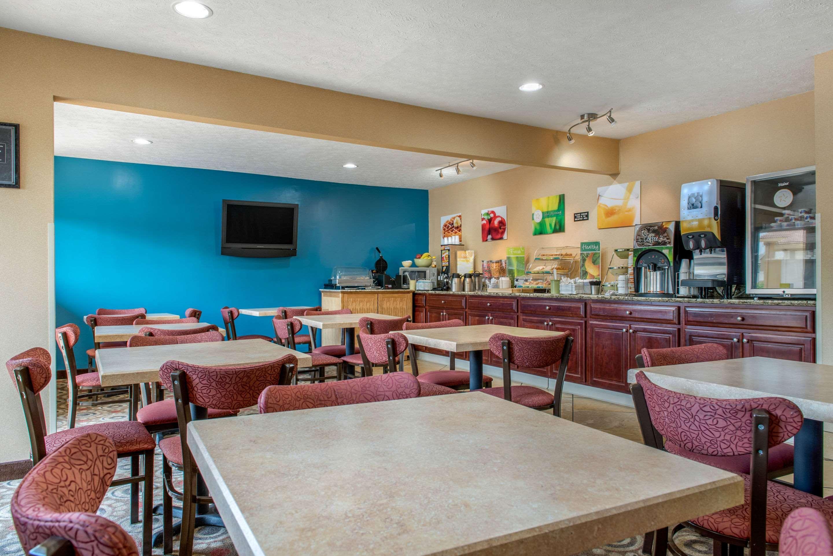 Quality Inn Columbus-East Bagian luar foto