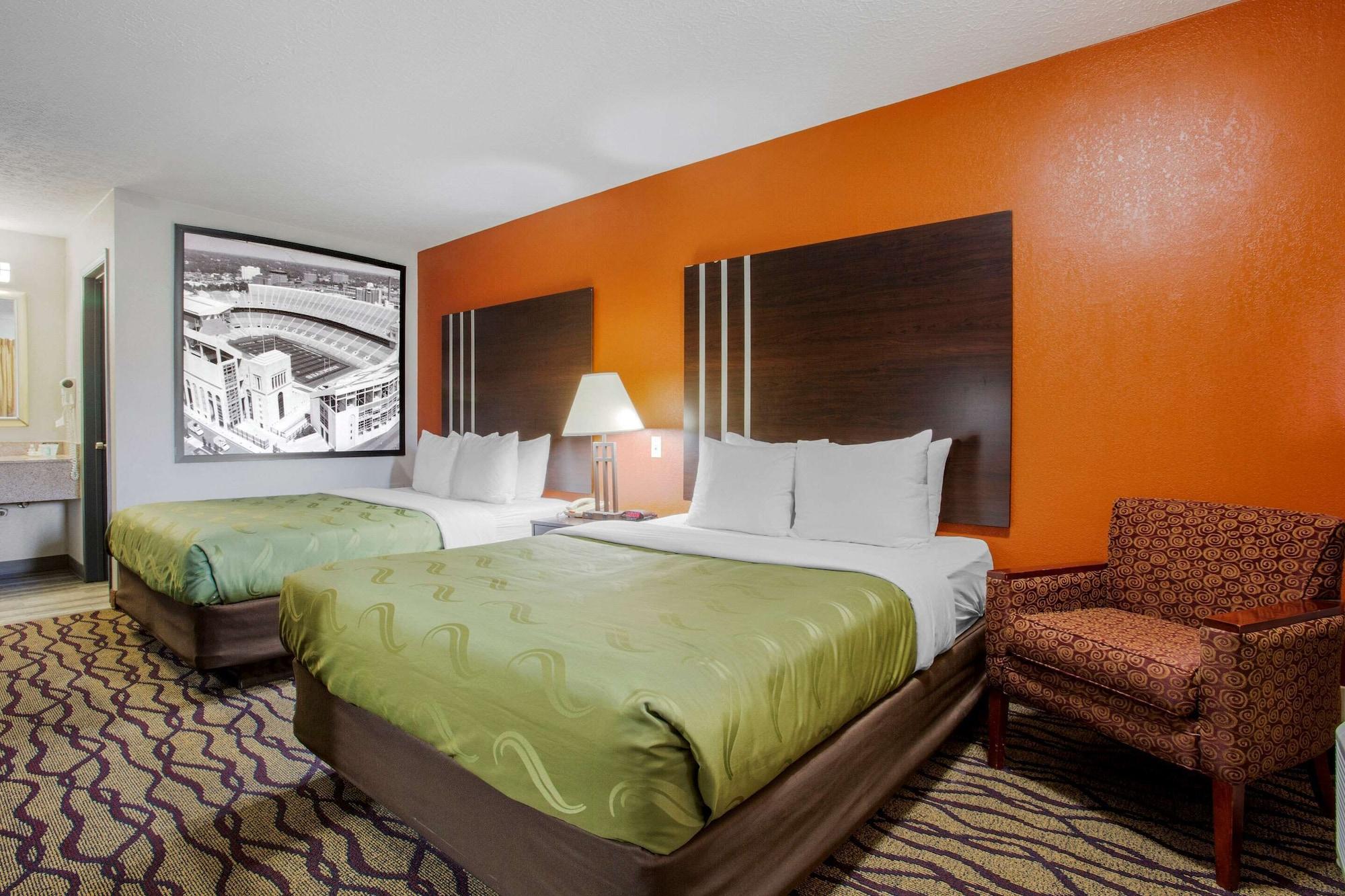Quality Inn Columbus-East Bagian luar foto