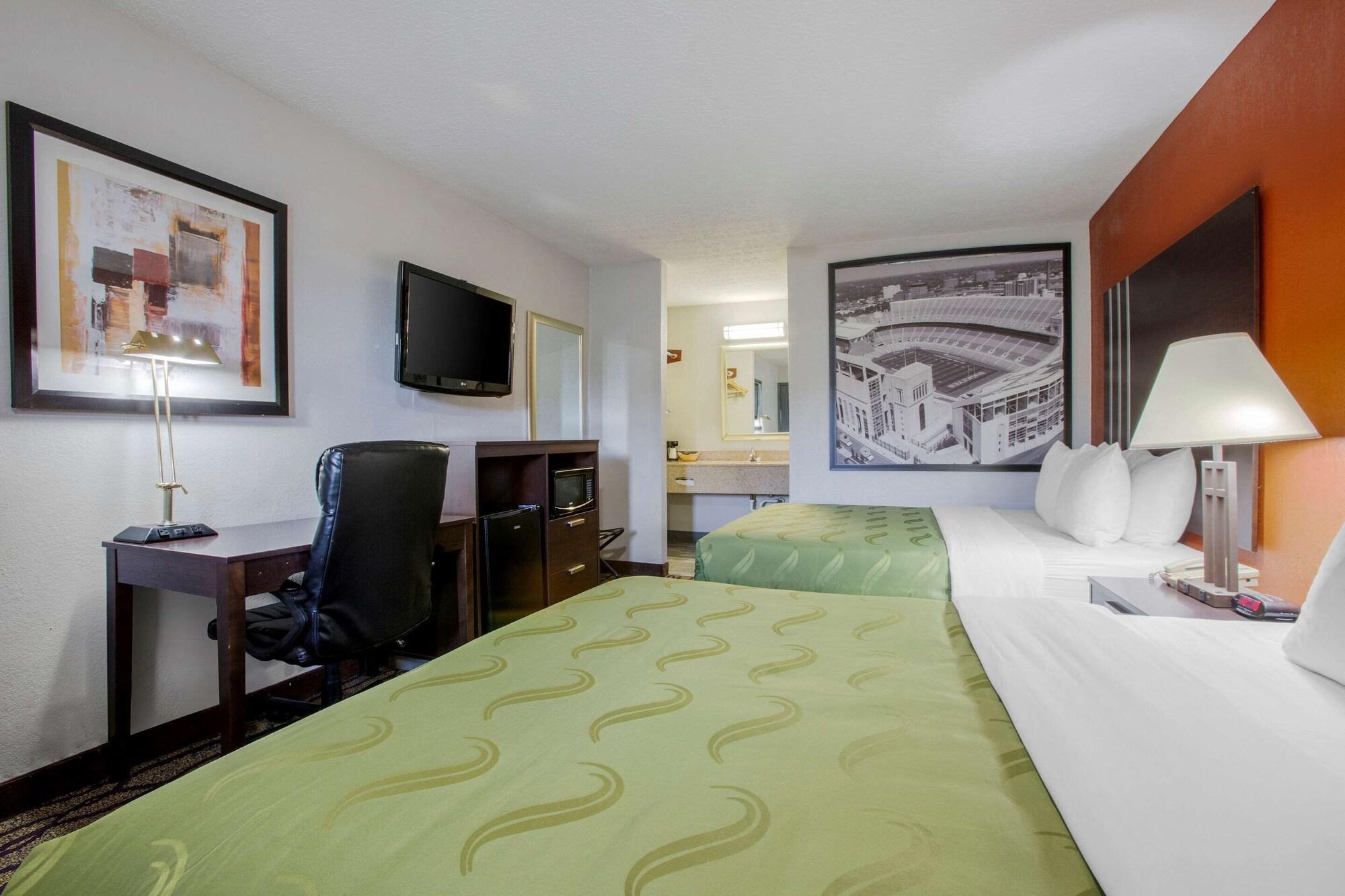 Quality Inn Columbus-East Bagian luar foto
